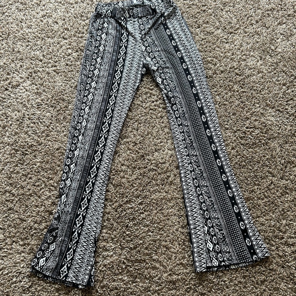 Chic Black and White Geometric Pants